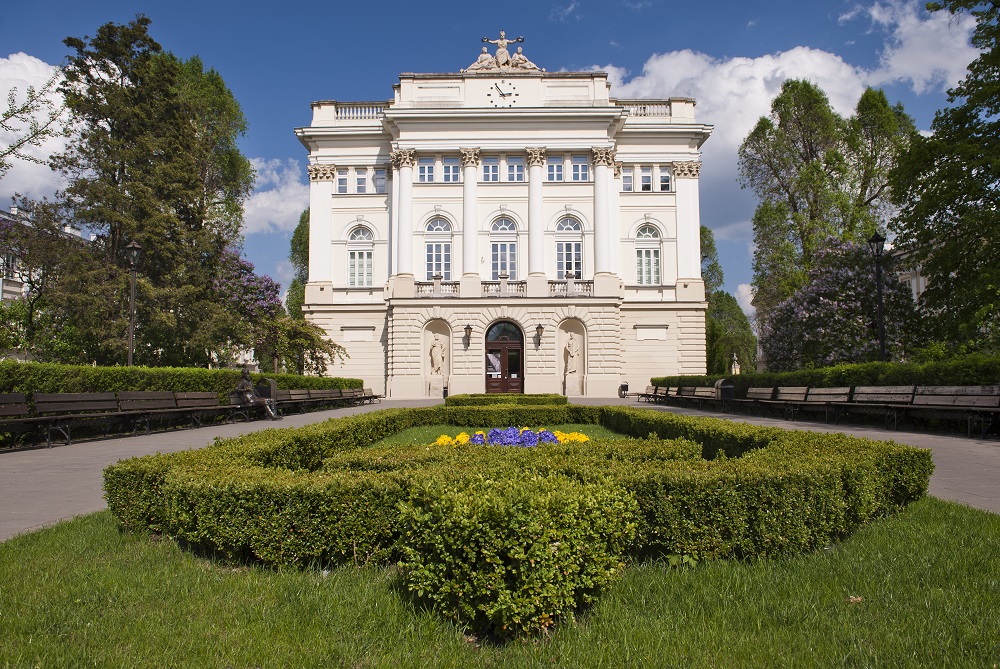 warsaw university of business address