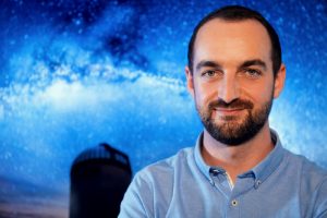 Dr Przemek Mróz. Credit: Mirosław Kaźmierczak/UW