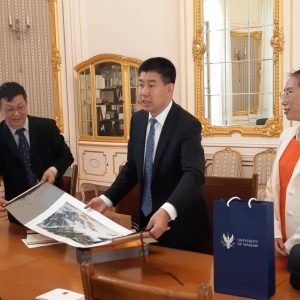 Chinese Ambassador's visit to UW. Phot. UW Press Office