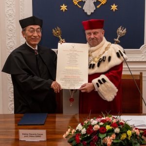 On 13th November Prof. Hideo Ohno received the UW honorary degree. The ceremony took place in Kazimierzowski Palace. Credit: Press Office, University of Warsaw