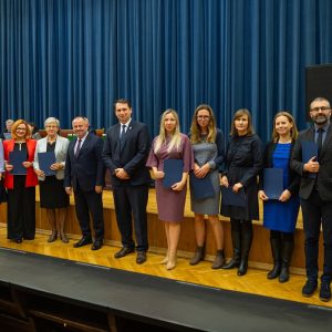 The laureates of the Rector's Award for didactic achievements. Photo by Mirosław Kaźmierczak/UW