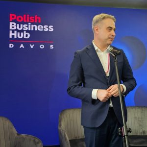 Krzysztof Gawkowski, Deputy Prime Minister and Minister of Digital Affairs, at the opening of the Polish Business Hub in Davos. Credit: UW