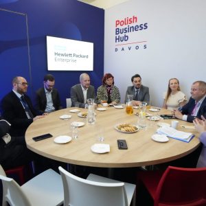 UW representatives at the AI House and the Polish Business Hub in Davos. Credit: UW