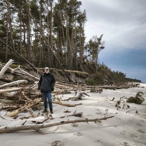 Visit of Prof. Patrick Alan Hesp entitled “Frontal dunes as a natural barrier against the effects of climate change (sea level rise and increase in frequency)”. Credit: Maciej Dłużewski