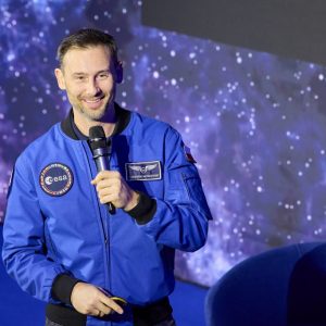 The finale of the “IGNIS” tour with Dr Eng. Sławosz Uznański-Wiśniewski at the UW. Credit: UW