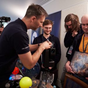 Finale of the “IGNIS” tour with Dr Eng. Sławosz Uznański-Wiśniewski at the University of Warsaw. Credit: UW