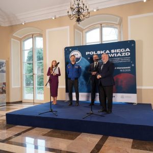 Finale of the “IGNIS” tour with Dr Eng. Sławosz Uznański-Wiśniewski at the University of Warsaw. Credit: UW