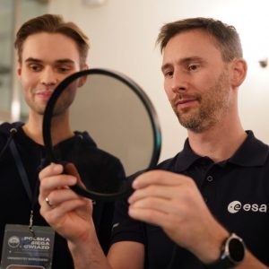 Finale of the “IGNIS” tour with Dr Eng. Sławosz Uznański-Wiśniewski at the University of Warsaw. Credit: UW