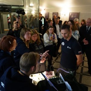 Finale of the “IGNIS” tour with Dr Eng. Sławosz Uznański-Wiśniewski at the University of Warsaw. Credit: UW