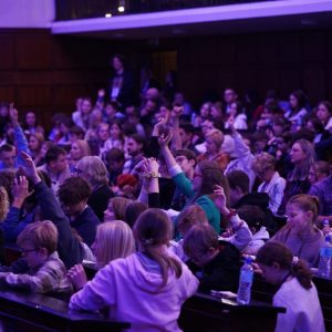 Finale of the “IGNIS” tour with Dr Eng. Sławosz Uznański-Wiśniewski at the University of Warsaw. Credit: UW