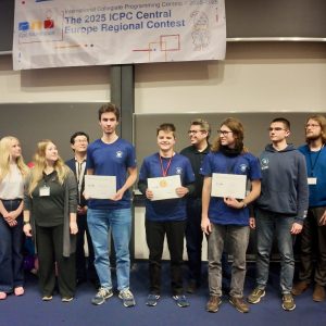 Team UW2 – gold medallists of the 31st ICPC Central Europe Regional Contest. Source: WMIM UW