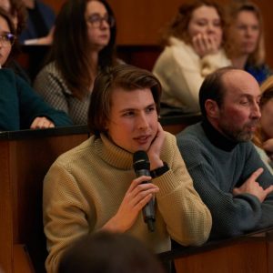 Lecture by Prof. Ben L. Feringa at the UW. Credit: Mirosław Kaźmierczak/UW