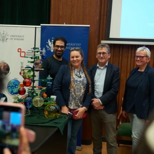 Lecture by Prof. Ben L. Feringa at the UW. Credit: Mirosław Kaźmierczak/UW