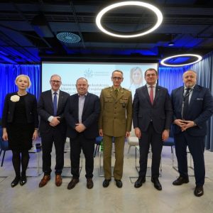 Meeting on the new medical education system at the UW. Credit: Mirosław Kaźmierczak/UW