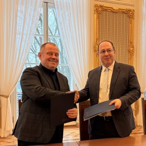 Meeting with representatives of the American University of Beirut Mediterraneo. Source: UW