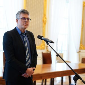 Signing of an agreement between the UW, the Polish Library in Paris Institute, and the Association of the Polish Library in Paris Institute. Credit: Mirosław Kaźmierczak/UW