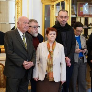 Signing of an agreement between the UW, the Polish Library in Paris Institute, and the Association of the Polish Library in Paris Institute. Credit: Mirosław Kaźmierczak/UW