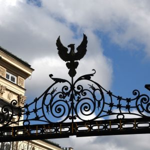 The eagle on the UW’s Main Gate. Source: UW