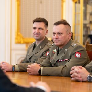 Cooperation agreement between the University of Warsaw and the 18th Warsaw Territorial Defence Brigade. Credit: Mirosław Kaźmierczak/UW