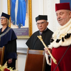 Ceremony to award an honorary doctorate from the UW to Prof. Adam D. Rotfeld. Credit: Mirosław Kaźmierczak/UW