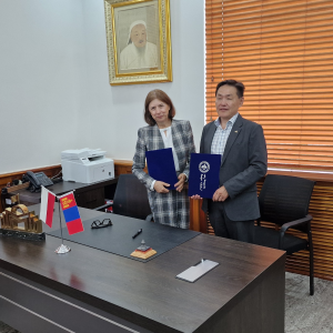 Visit by a delegation from the University of Warsaw to Mongolia. Source: UW