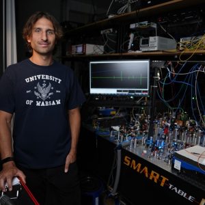 Prof. Michał Parniak from the Faculty of Physics and the Centre of New Technologies at the UW has received a Starting Grant from the European Research Council (ERC) to carry out the project “Quantum Rydberg Antenna Systems” (QURA). Credit: Mirosław Kaźmierczak/University of Warsaw