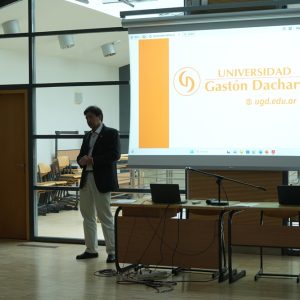 A meeting with Universidad Gastón Dachary. Credit: M. Kaźmierczak/UW